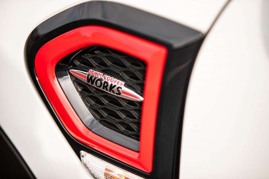Детали экстерьера Mini John Cooper Works Countryman (F60) 2017 года  (NA) (фото 11 из 40)
